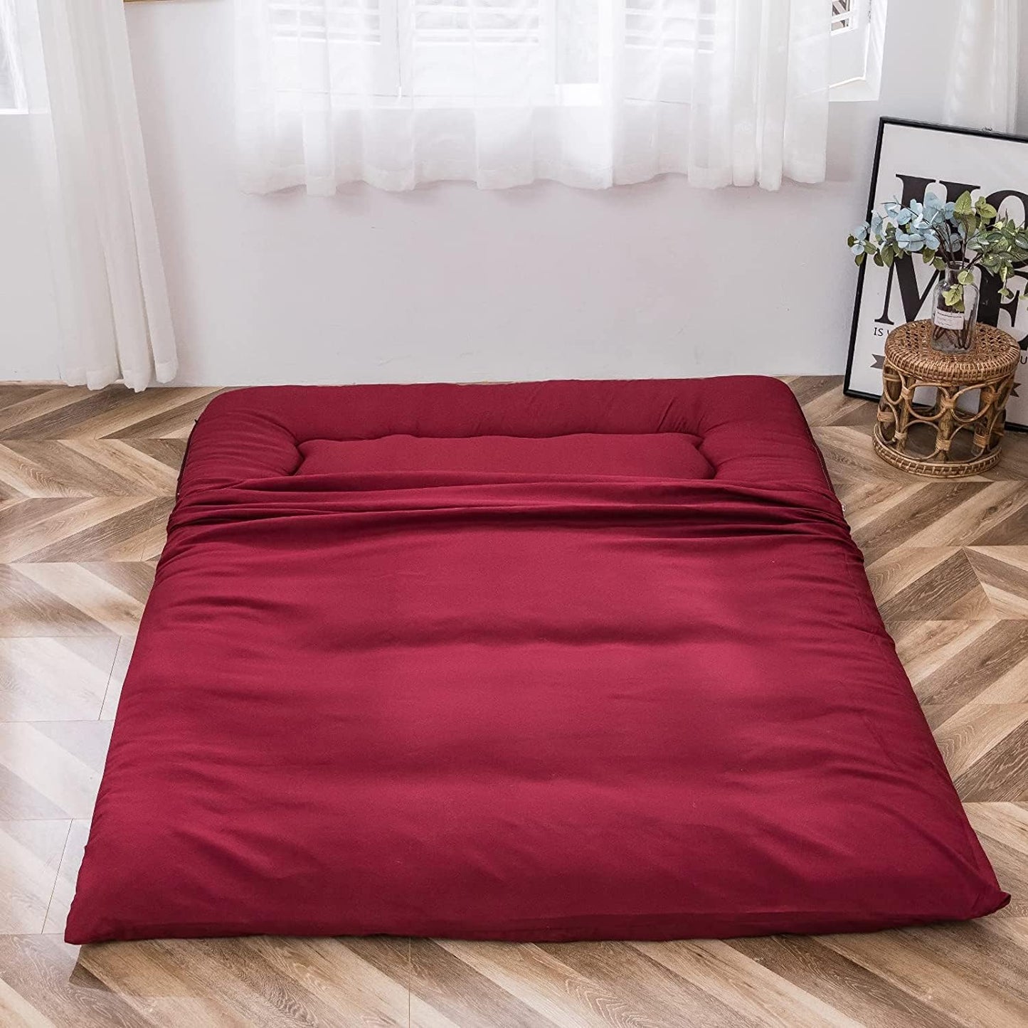 MAXYOYO Japanese Floor Futon Mattress - Thicken Sleeping Pad, Foldable Roll Up Mattress Topper, Guest Floor Bed, Burgundy, Queen