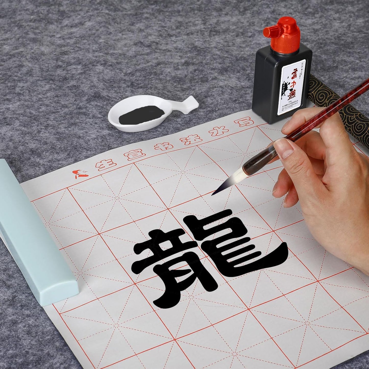 MEGREZ Chinese Calligraphy Ink, Yun Zhong Yan Black Liquid Ink Sumi Ink for Beginners Writing and Drawing, Chinese Japanese Calligraphy Ink,100ml(3.5 OZ) x 3 Bottles